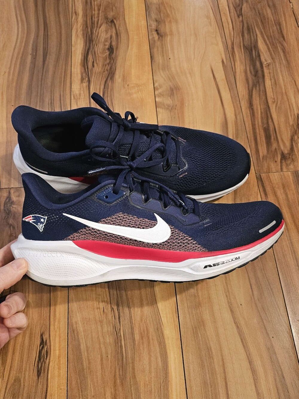 Nike Pegasus New England Patriotd Edition Size 11.5 (Mens)